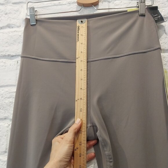 Everyday Soft Ultra High-Rise Leggings Large 7/8 Gray by All In Motion UPF 50+ - Picture 11 of 12